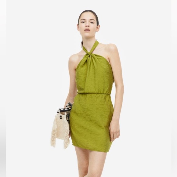 💚NWT-H&M OLIVE GREEN HALTER NECK DRESS SZ XS💚 - Picture 1 of 8